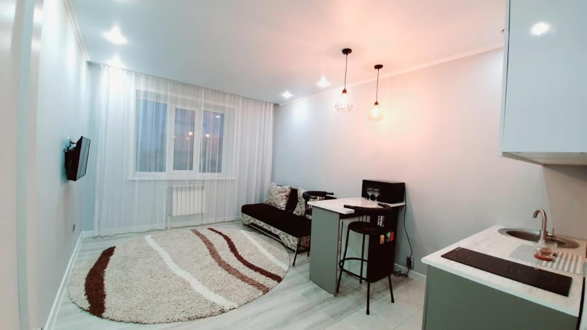1 Ком Квартира Аблайхана 1 Kokshetau Exterior foto